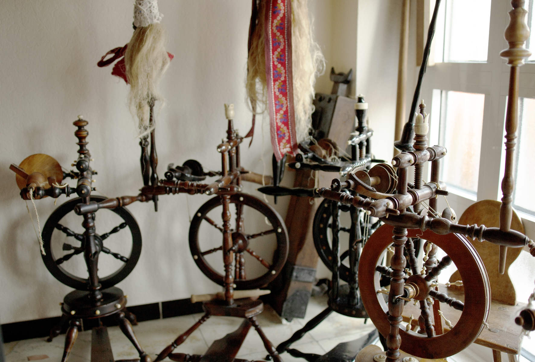 Die heimelige Spinnstube Zeuterner Sagen und Geschichten