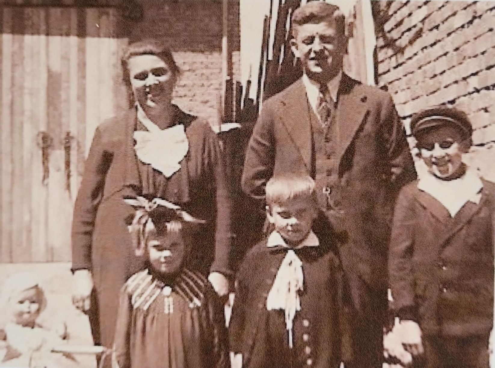 Familie Lang im Sonntagsstaat ca. 1940